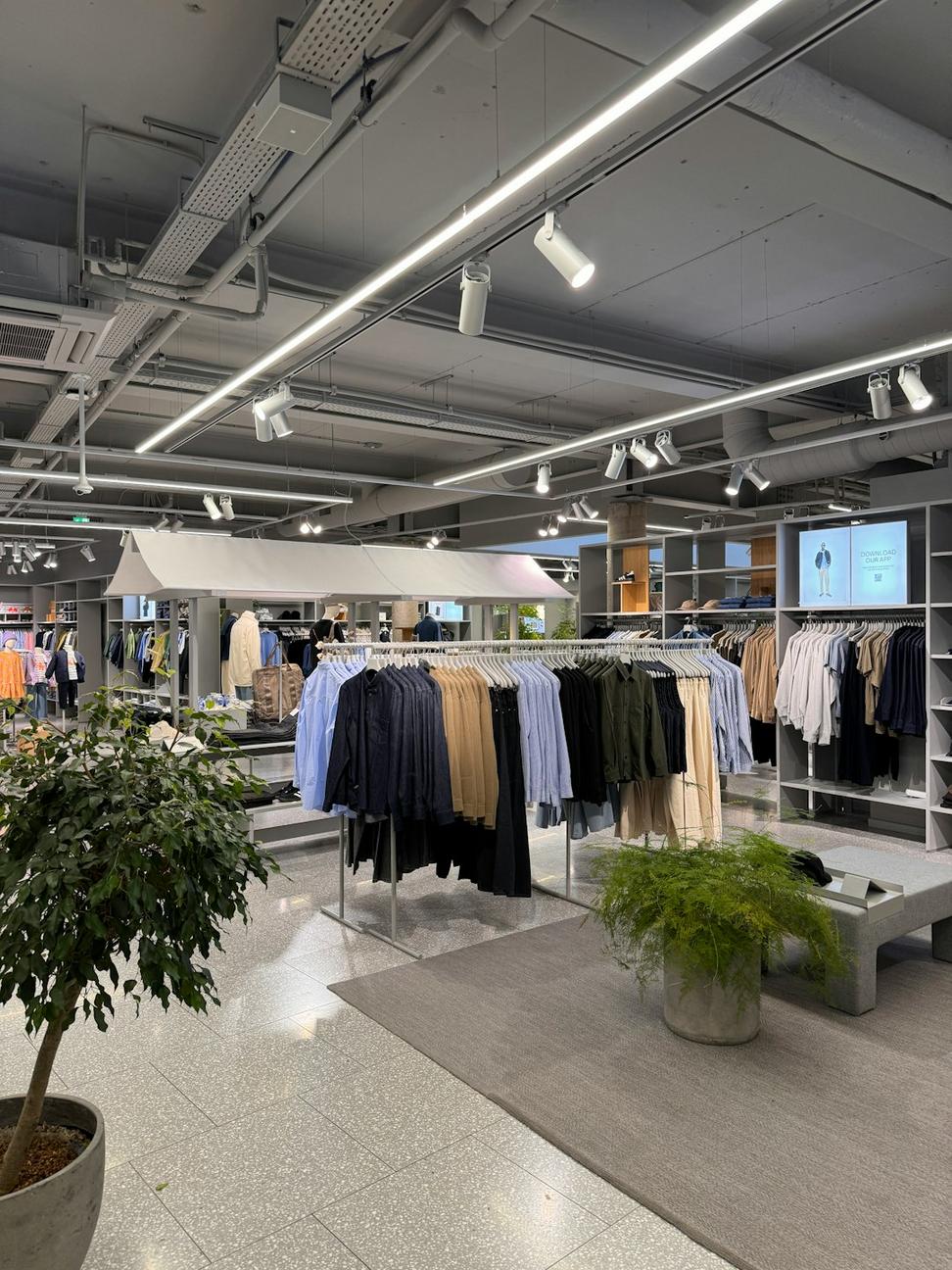 Eco-Retail Flagship